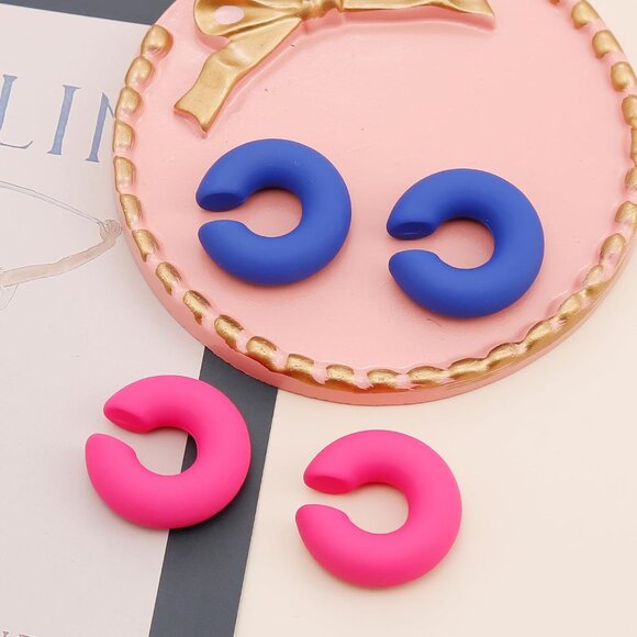 Colorful acrylic cuff earrings set, 12 pairs, non-piercing, trendy jewelry for w - Picture 6 of 7